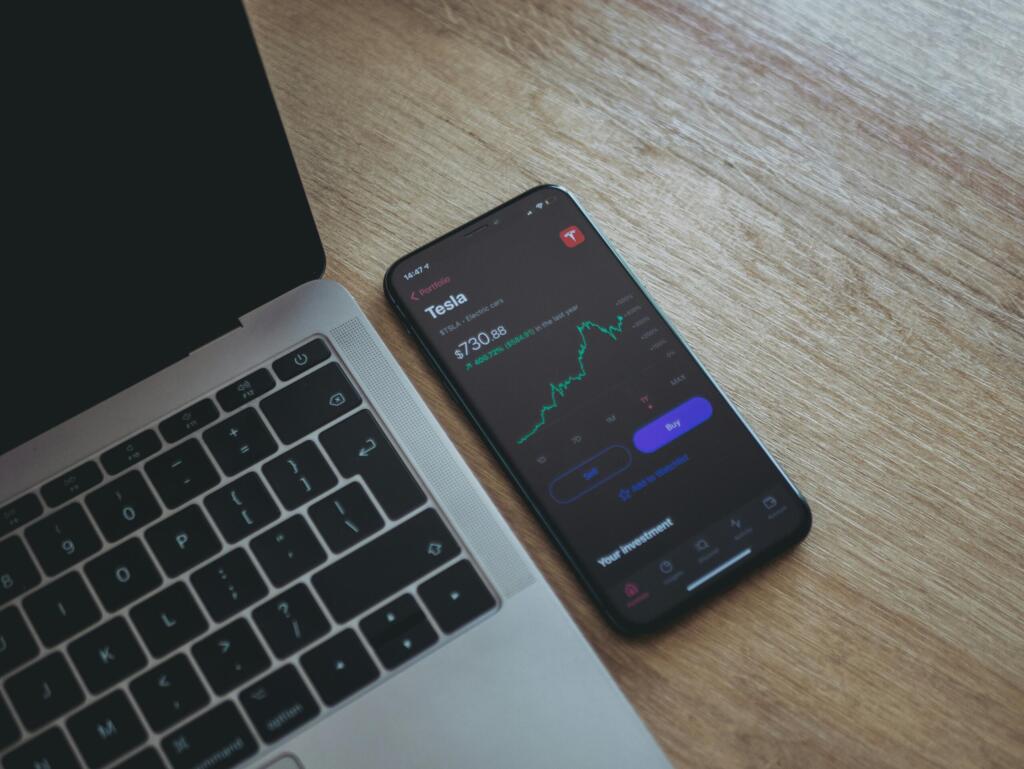 Sijoittaako kasinoihin vai fintech-alaan?
